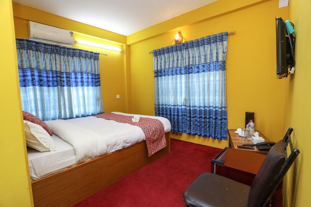 פוקהרה Hotel Blue Magnet מראה חיצוני תמונה