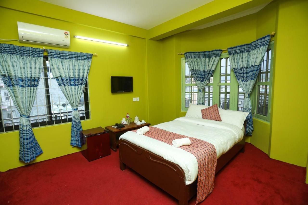פוקהרה Hotel Blue Magnet מראה חיצוני תמונה