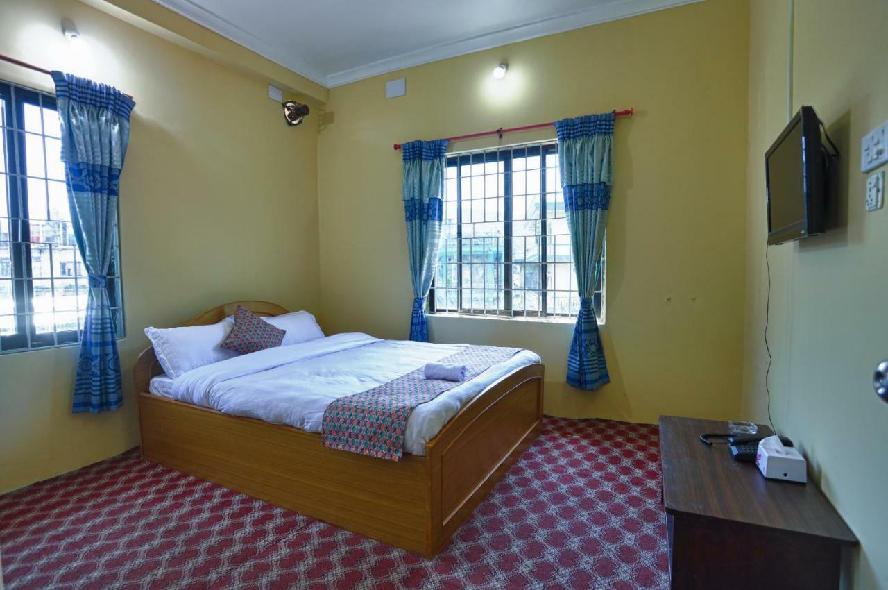 פוקהרה Hotel Blue Magnet מראה חיצוני תמונה