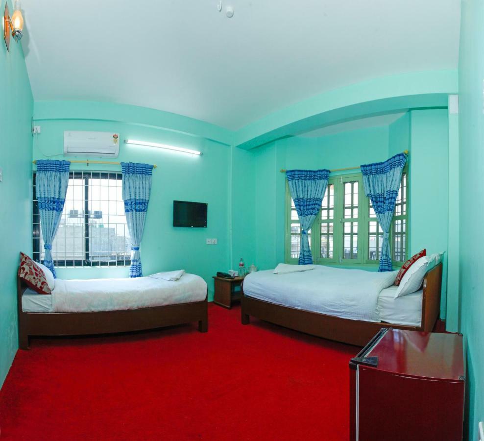 פוקהרה Hotel Blue Magnet מראה חיצוני תמונה